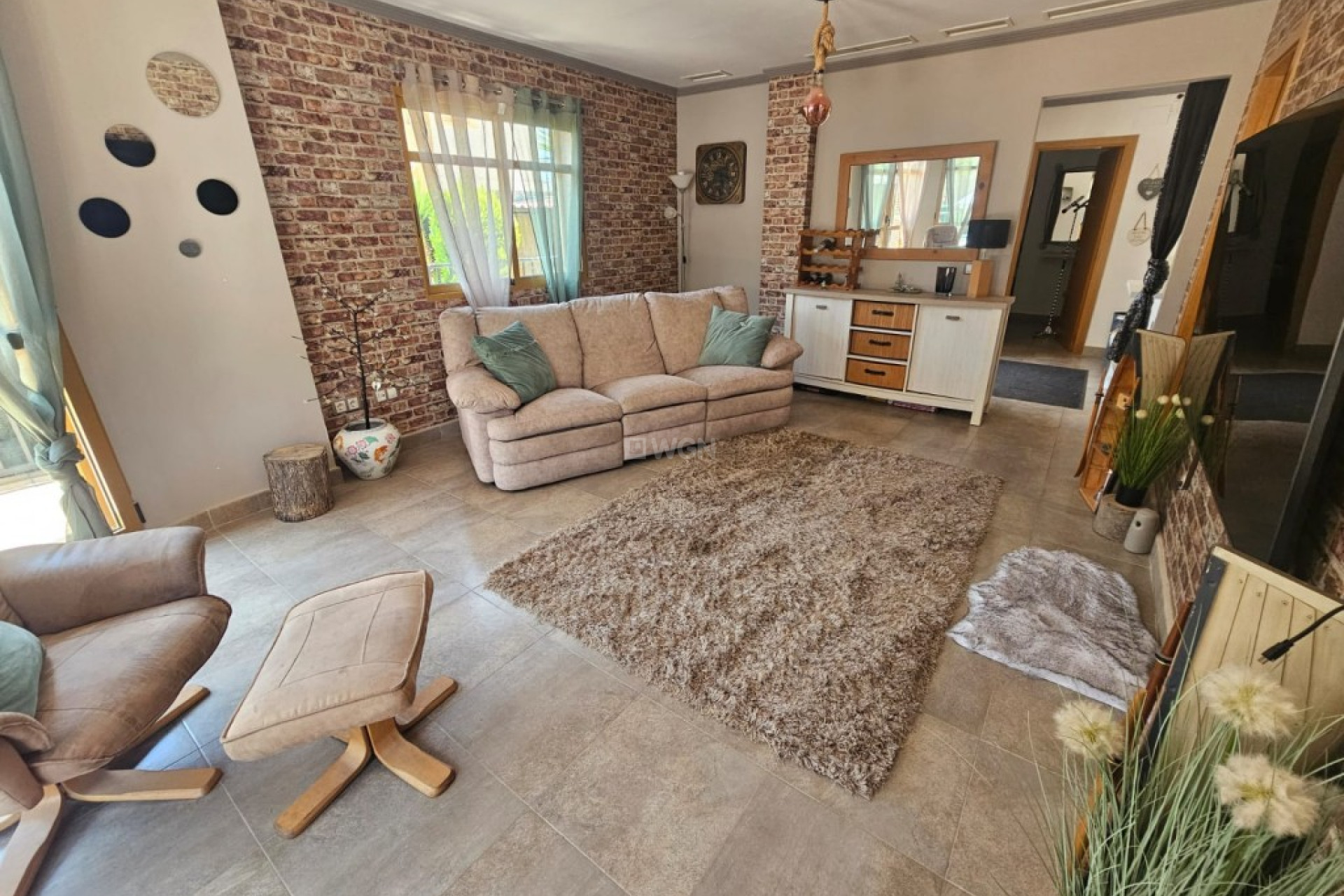 Reventa - Villa - Sierra Cortina - Inland