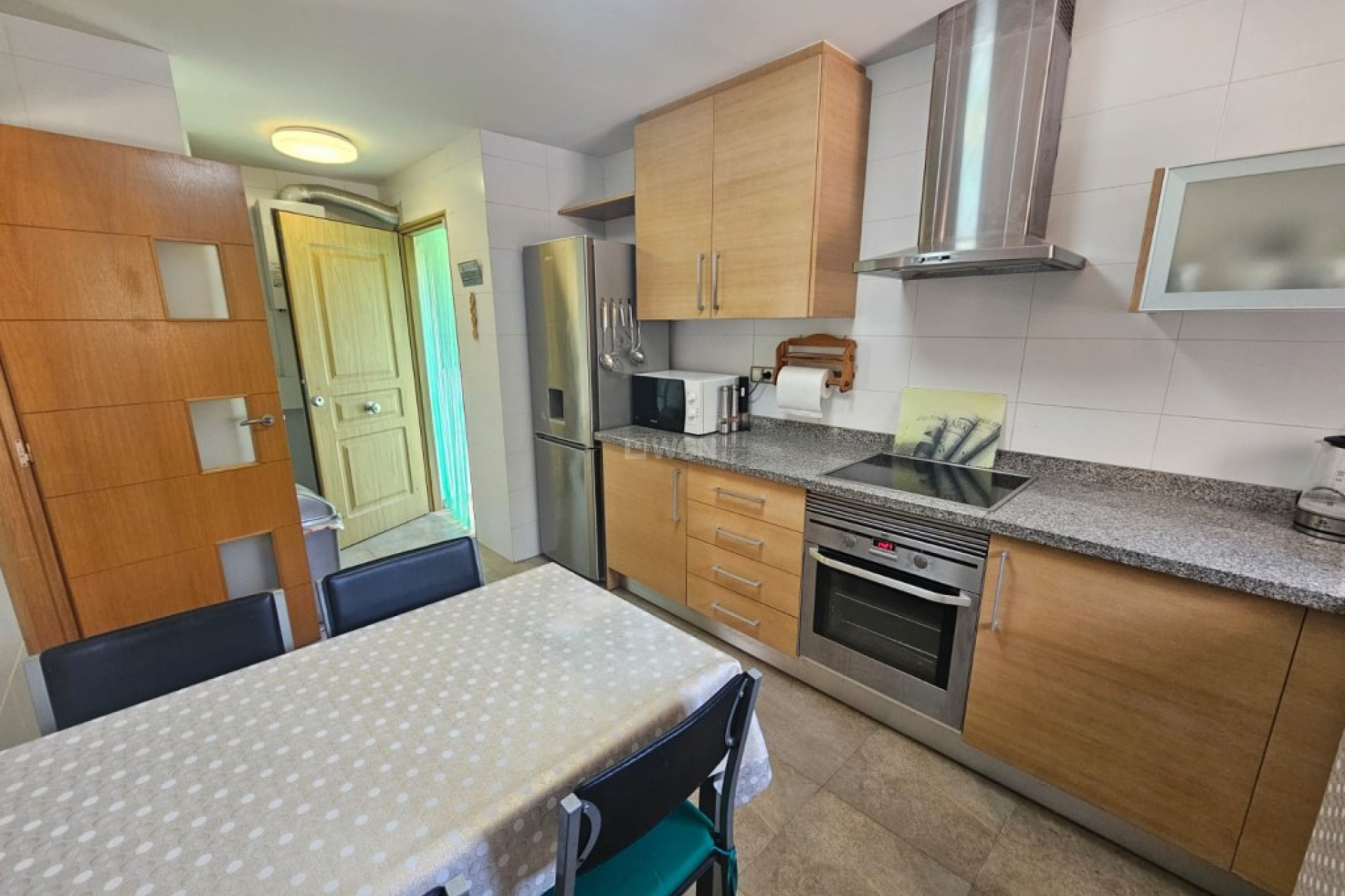 Reventa - Villa - Sierra Cortina - Inland