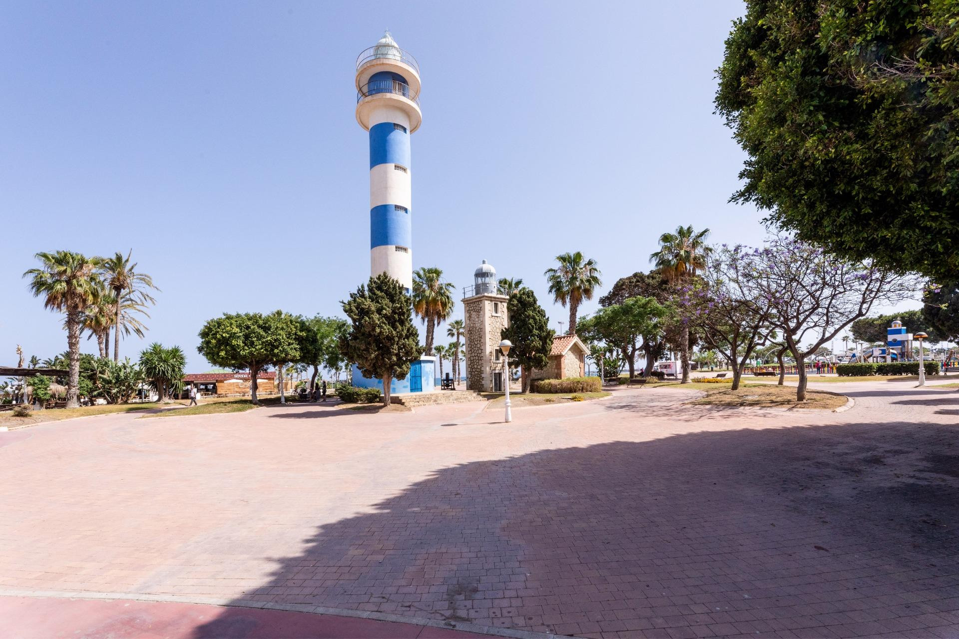 Reventa - Villa - Torre del Mar - Centro