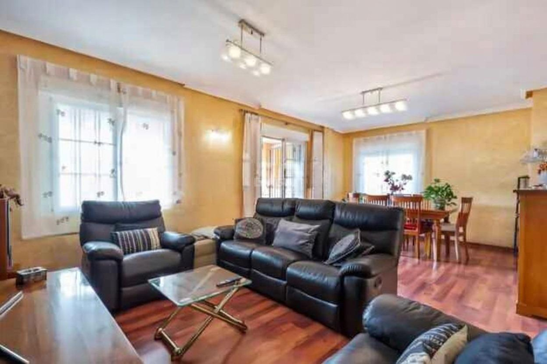 Reventa - Villa - Torrevieja - aguas nuevas