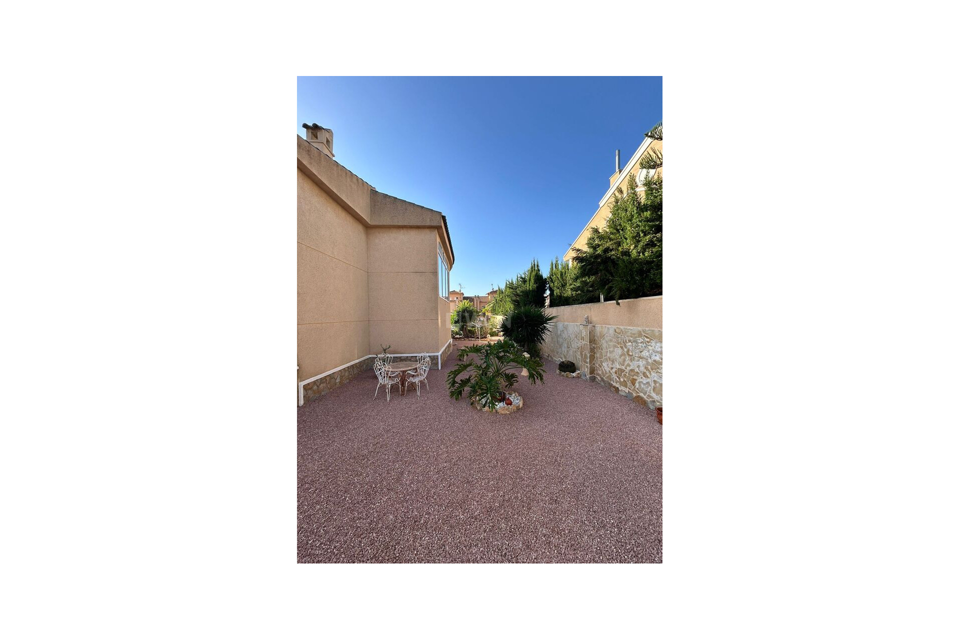 Reventa - Villa - Torrevieja - aguas nuevas