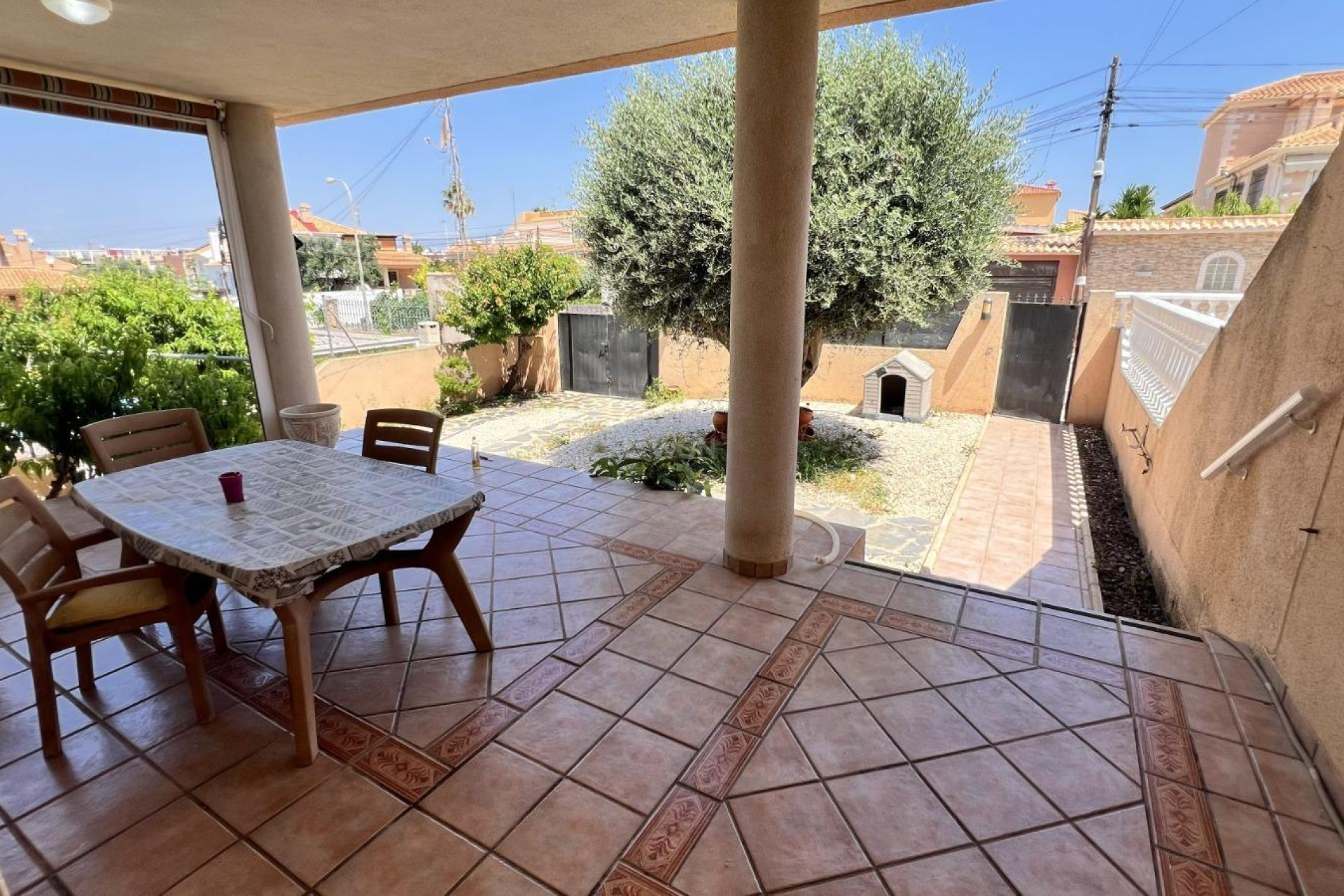 Reventa - Villa - Torrevieja - aguas nuevas