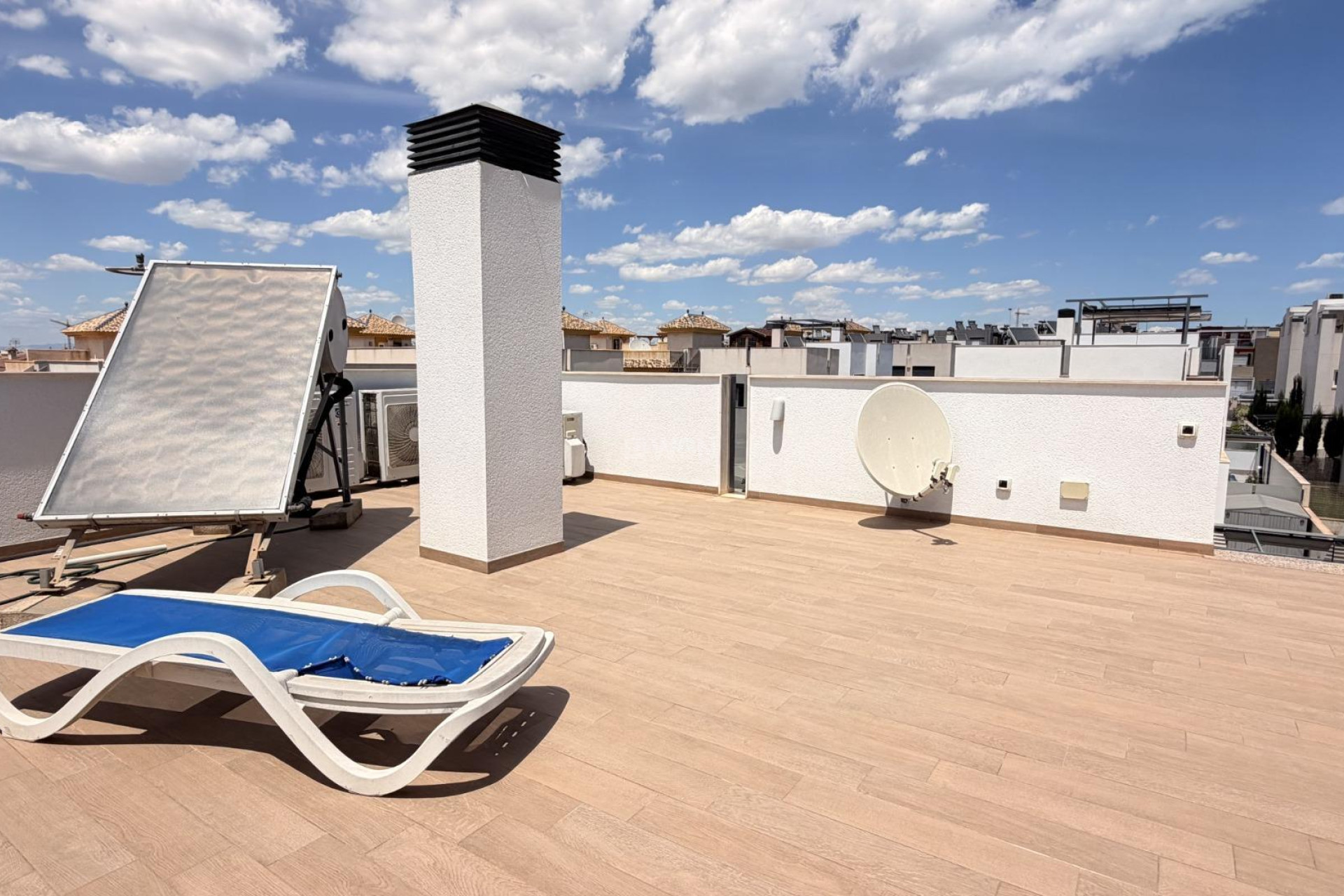 Reventa - Villa - Torrevieja - aguas nuevas