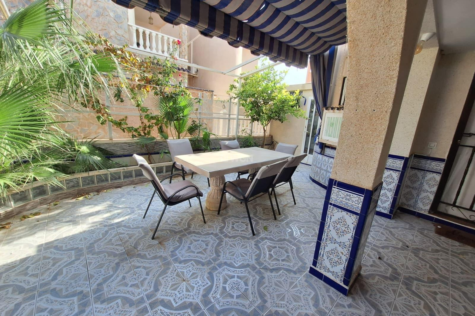 Reventa - Villa - Torrevieja - Carrefour