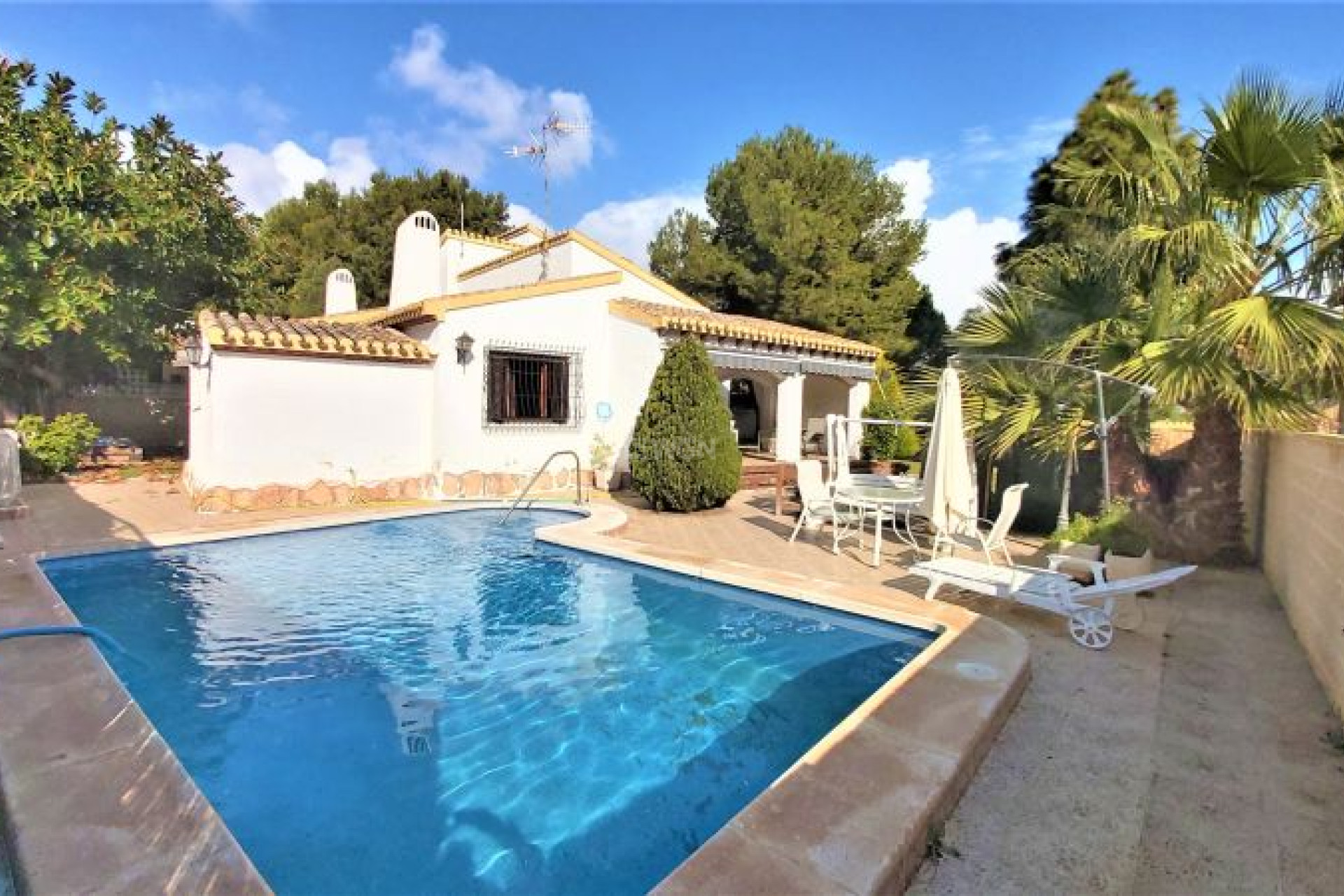 Reventa - Villa - Torrevieja - Costa Blanca