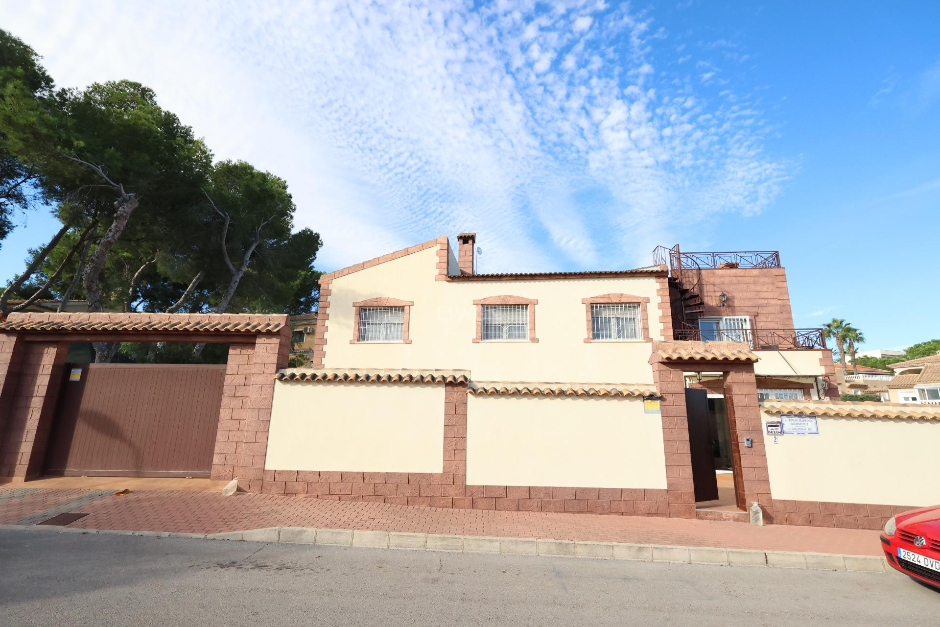 Reventa - Villa - Torrevieja - Costa Blanca