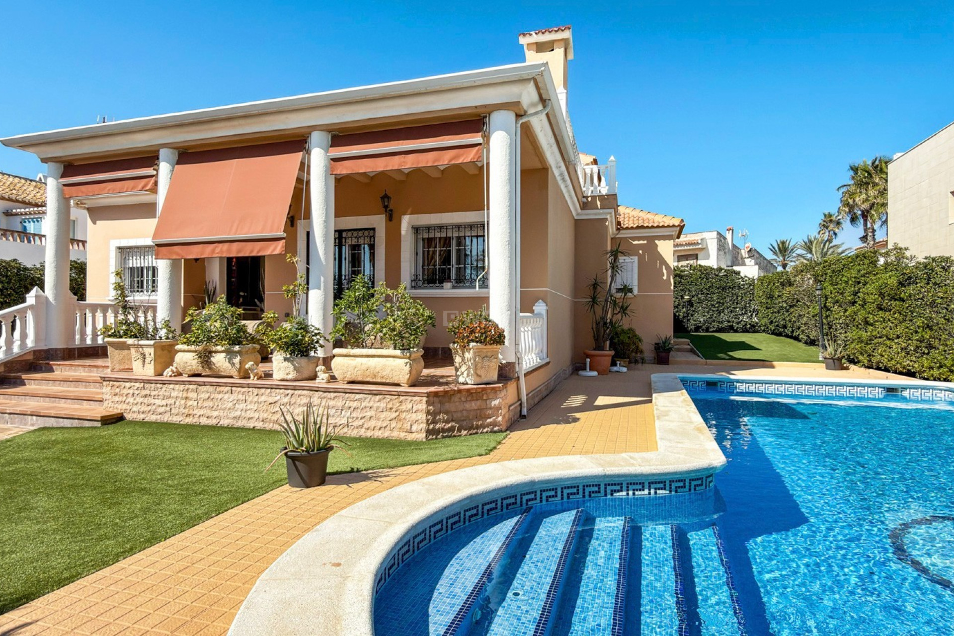Reventa - Villa - Torrevieja - Costa Blanca