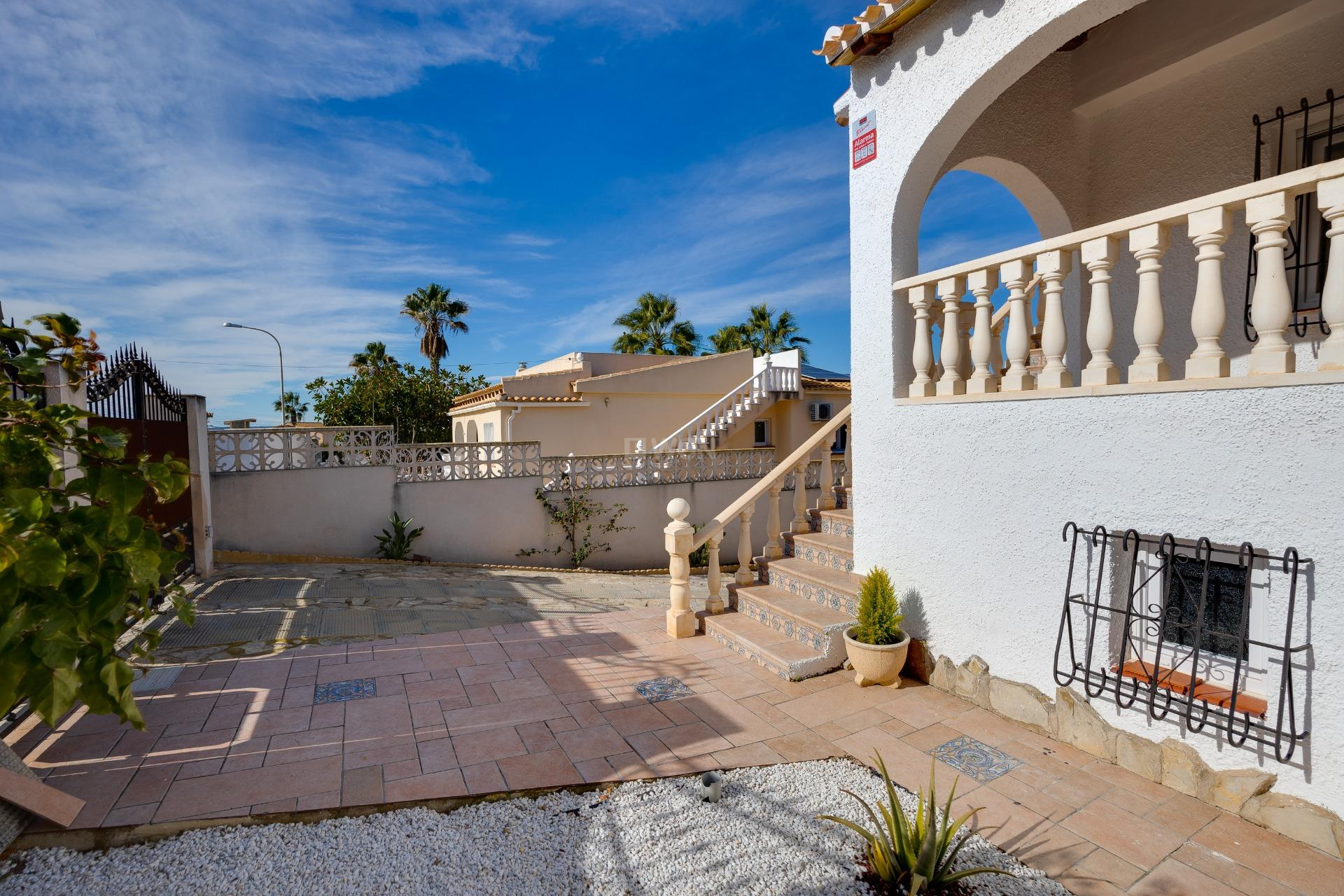 Reventa - Villa - Torrevieja - La Siesta - El Salado - Torreta