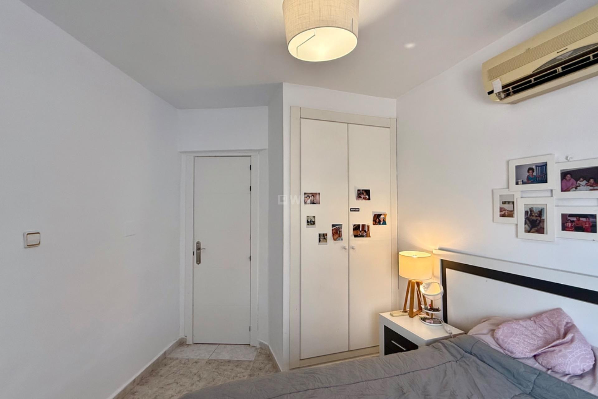 Reventa - Villa - Torrevieja - Los Frutales