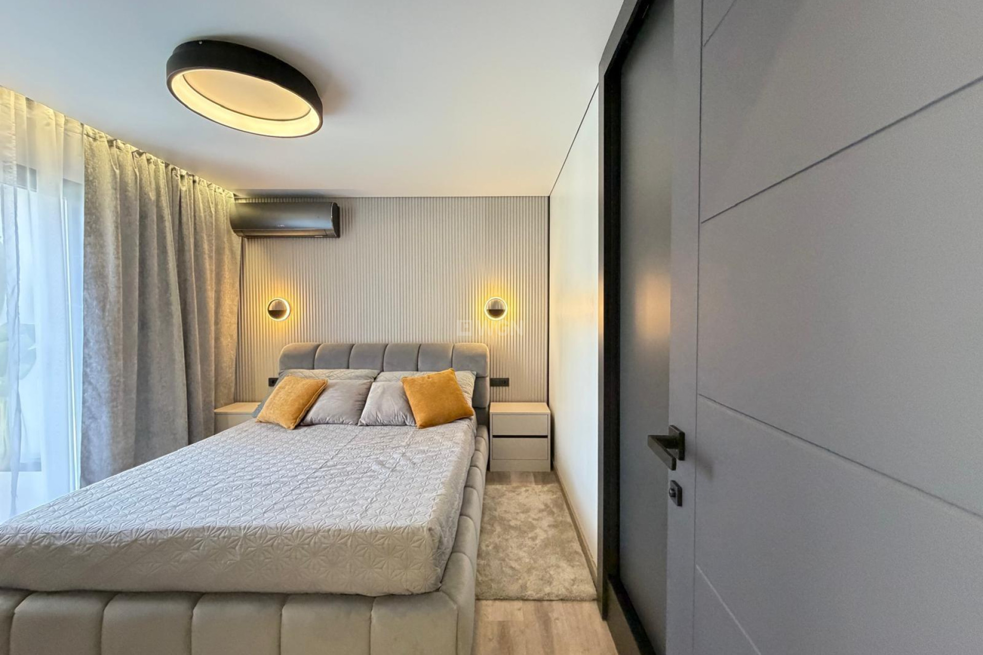Reventa - Villa - Torrevieja - Punta Prima