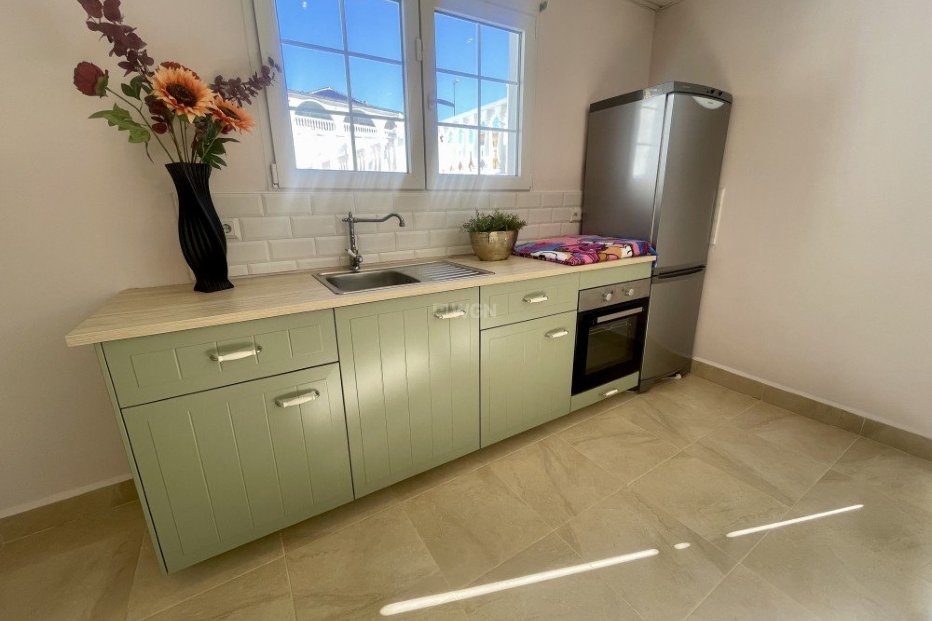 Reventa - Villa - Urb. La Marina - Inland