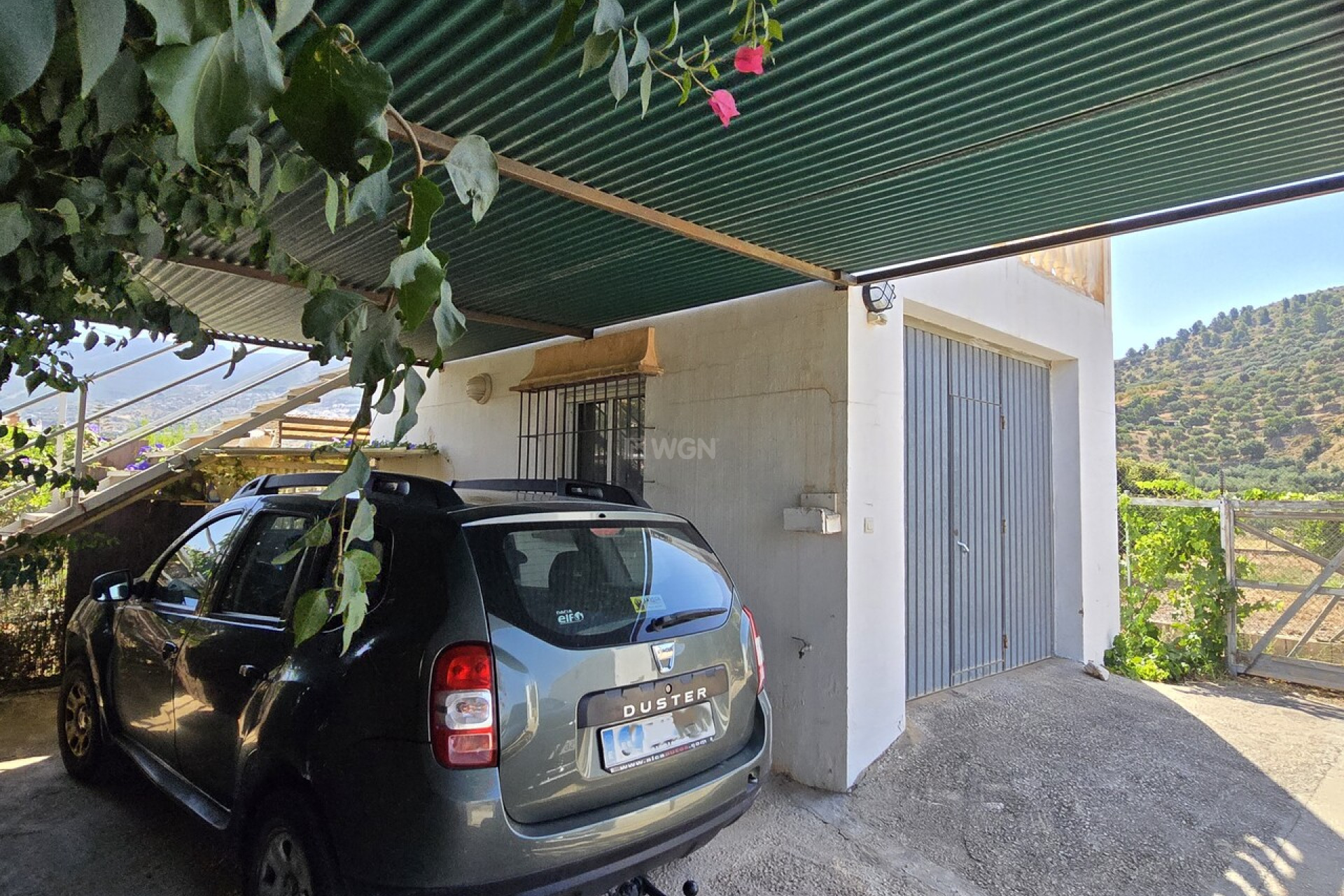 Reventa - Villa - Venta Baja - Inland