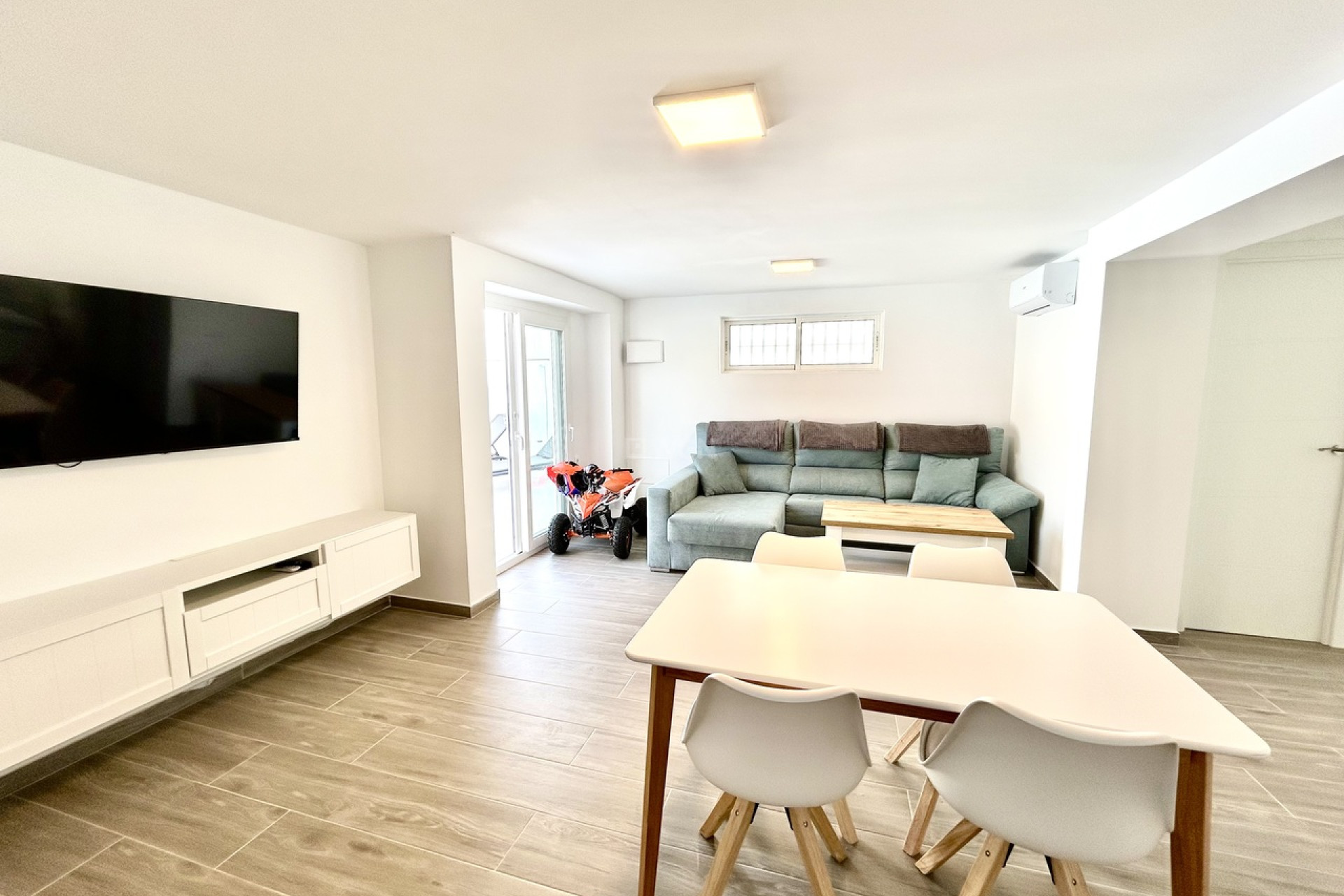 Reventa - Villa - Villamartin - Costa Blanca