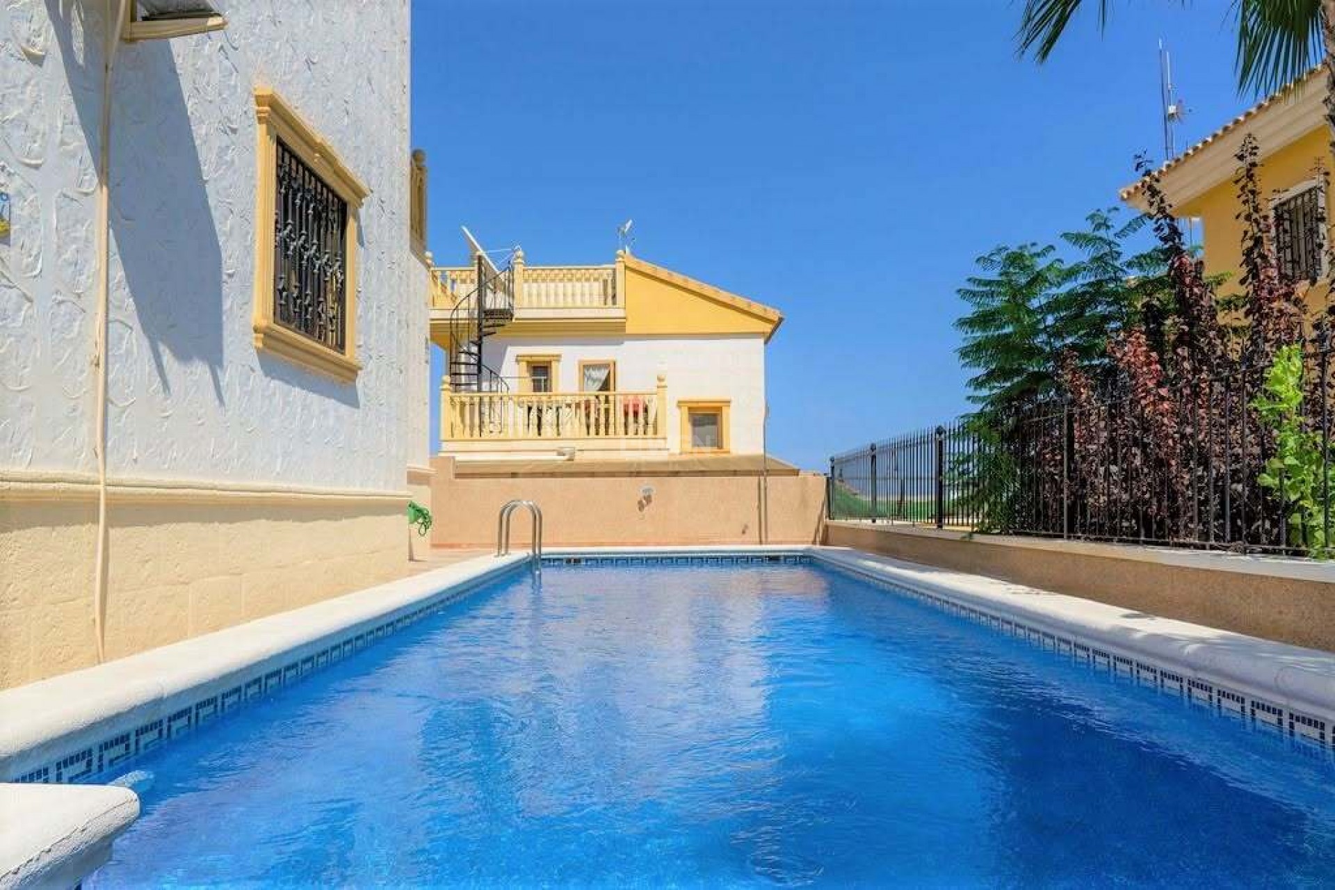 Reventa - Villa - Villamartin - Las Filipinas