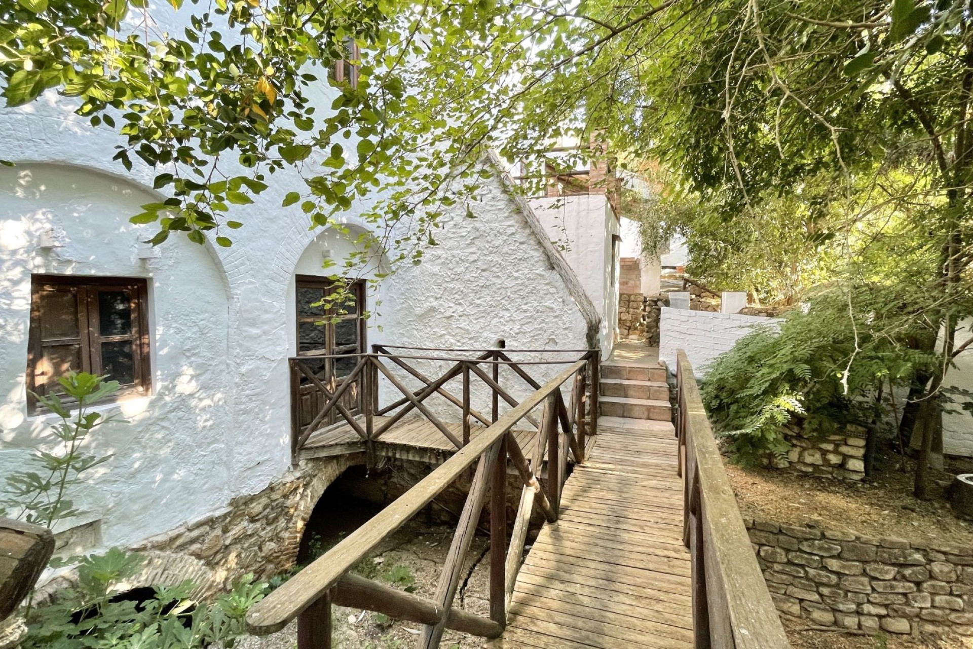 Reventa - Villa - Villanueva de Tapia - Inland