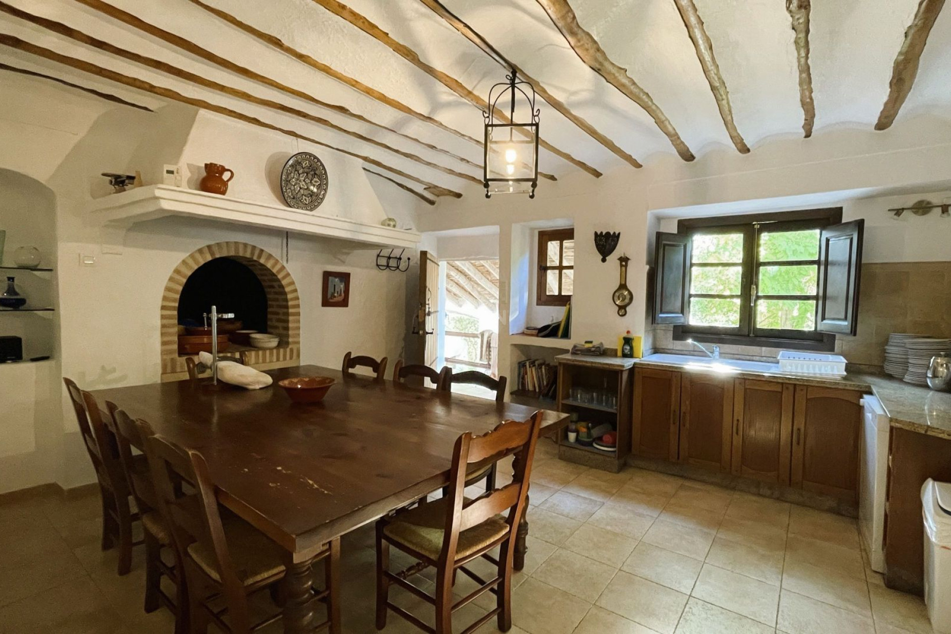 Reventa - Villa - Villanueva de Tapia - Inland