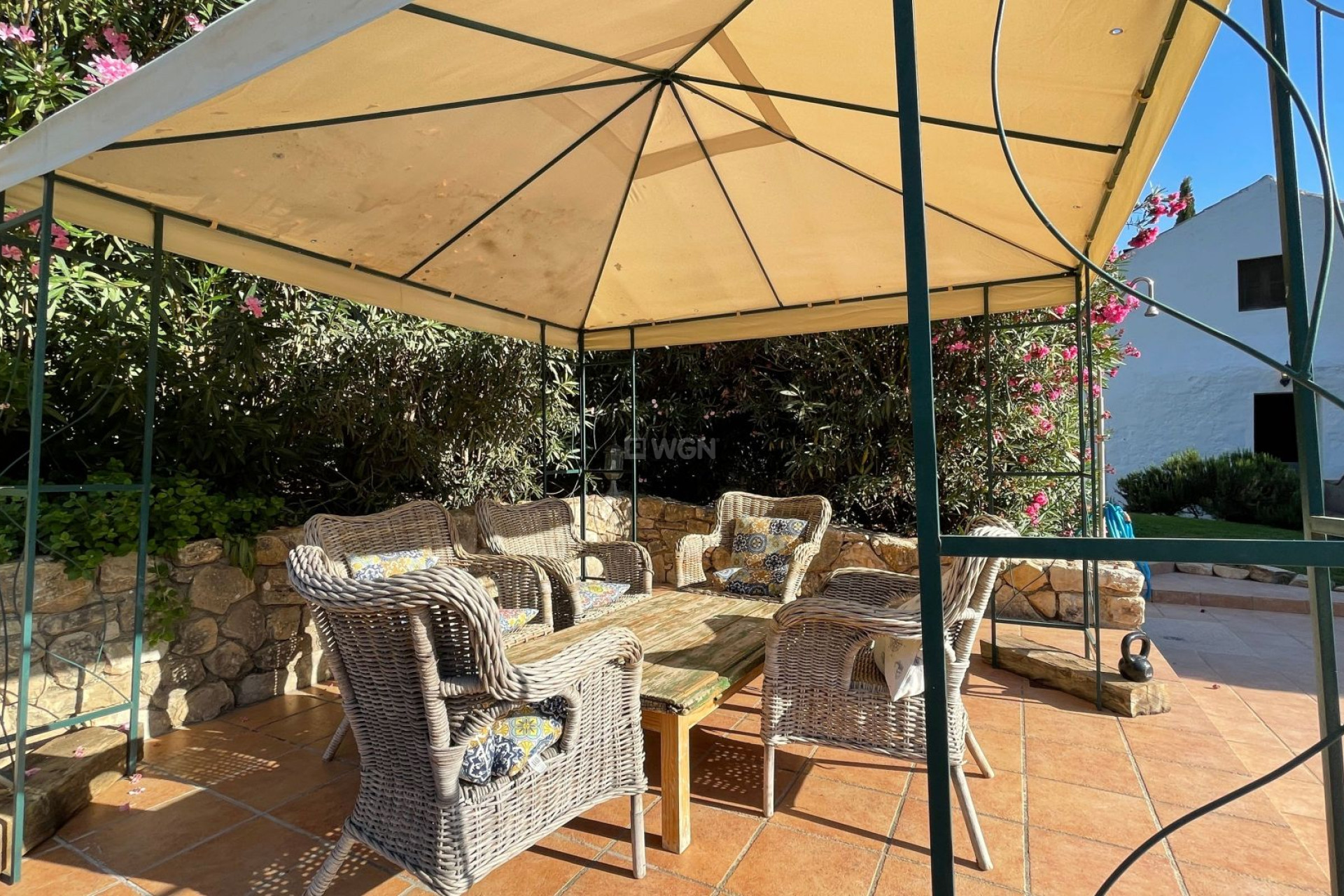 Reventa - Villa - Villanueva de Tapia - Inland