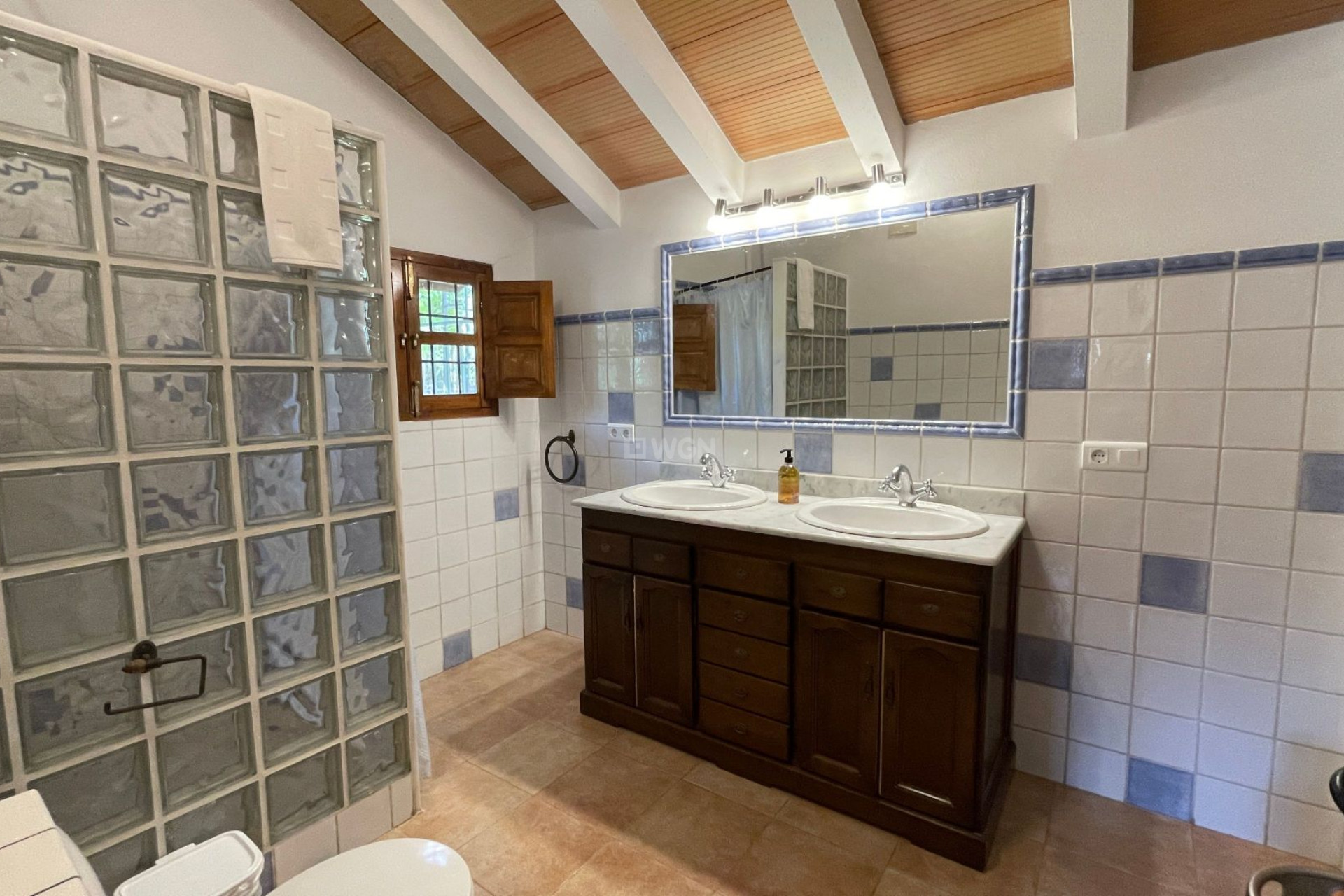 Reventa - Villa - Villanueva de Tapia - Inland