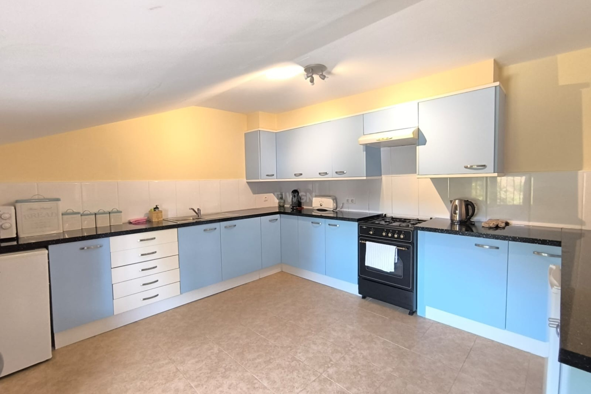 Reventa - Villa - Villena - Inland