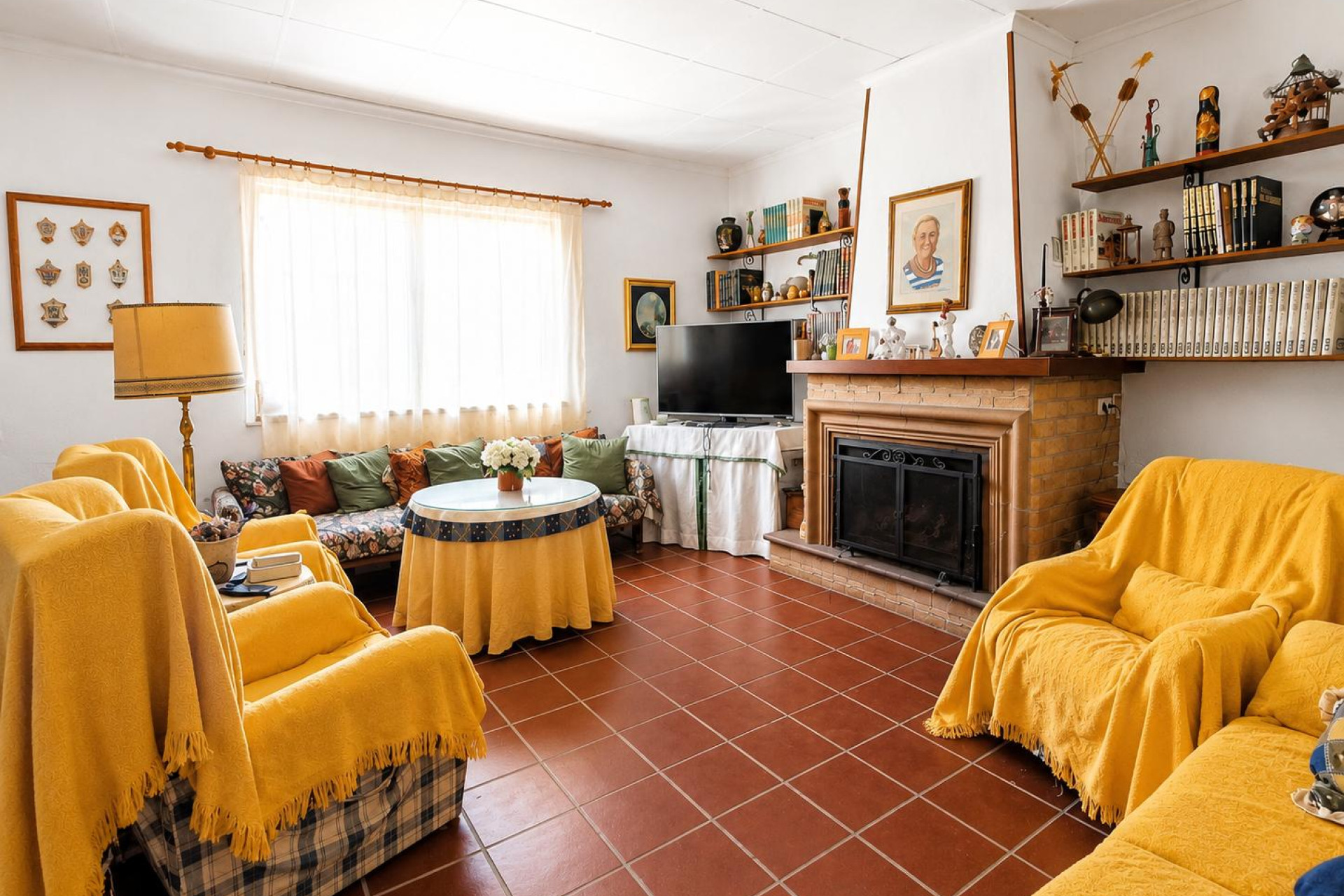 Reventa - Villa - Villena - Inland