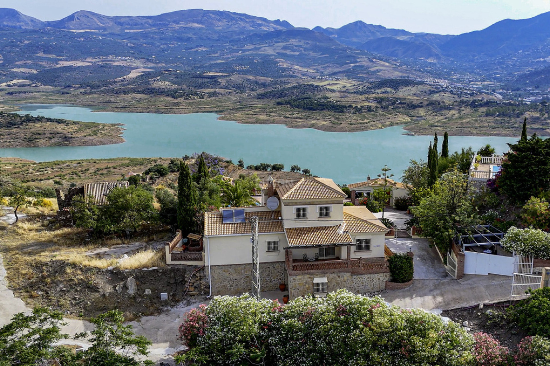 Reventa - Villa - Vinuela - Inland