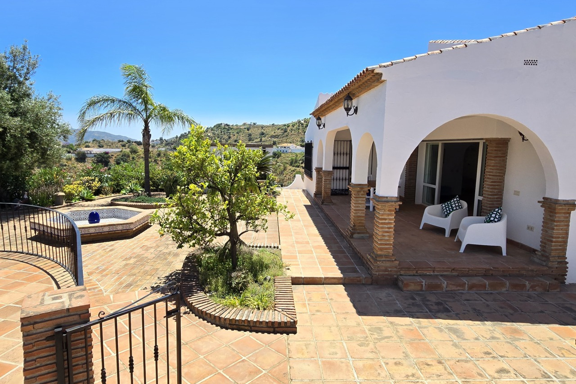 Reventa - Villa - Vinuela - Inland