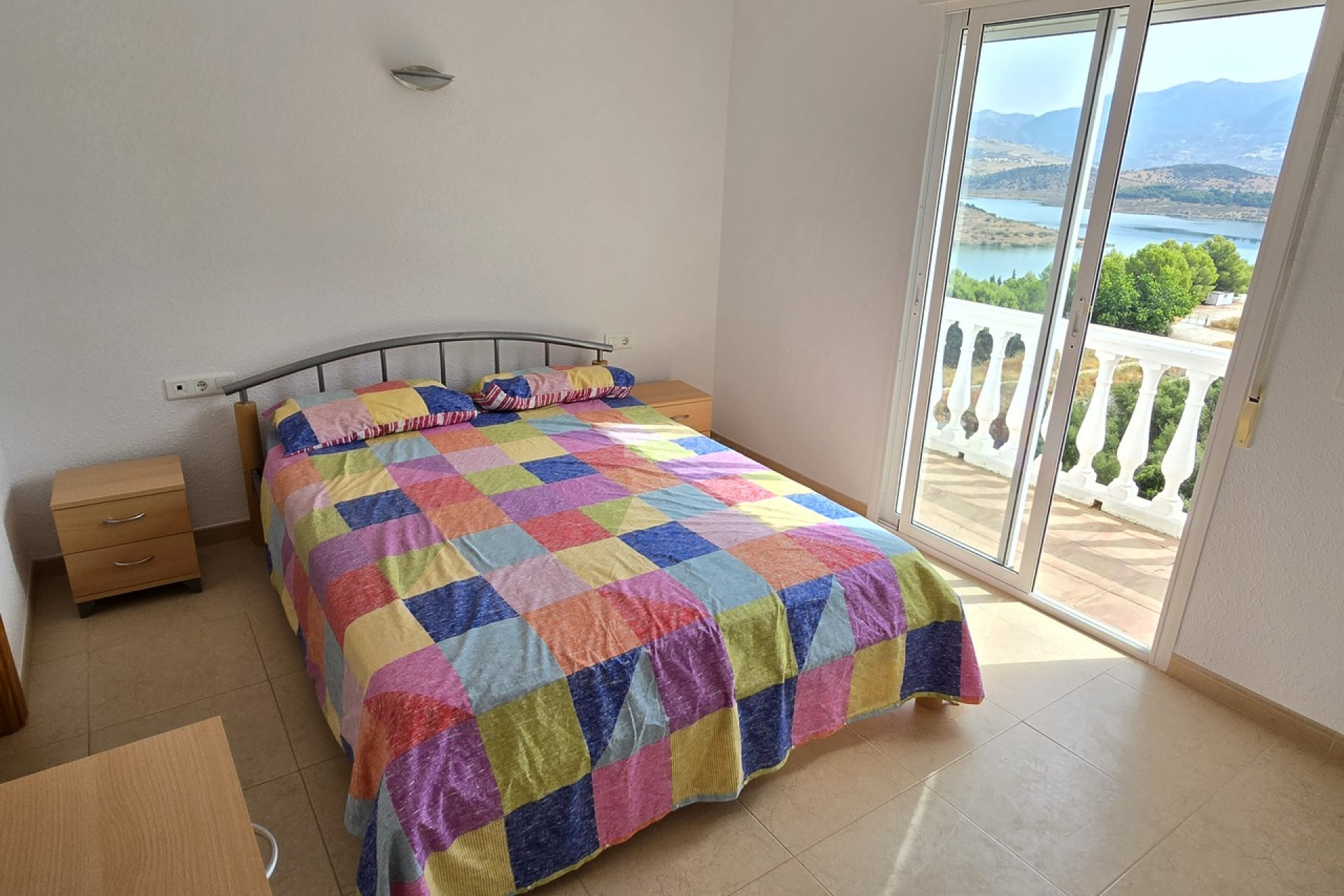 Reventa - Villa - Vinuela - Inland