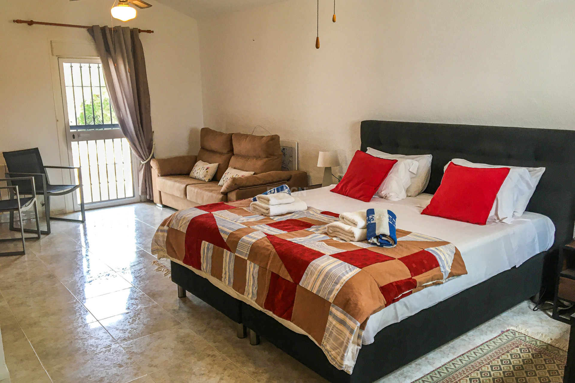 Reventa - Villa - Vinuela - Inland