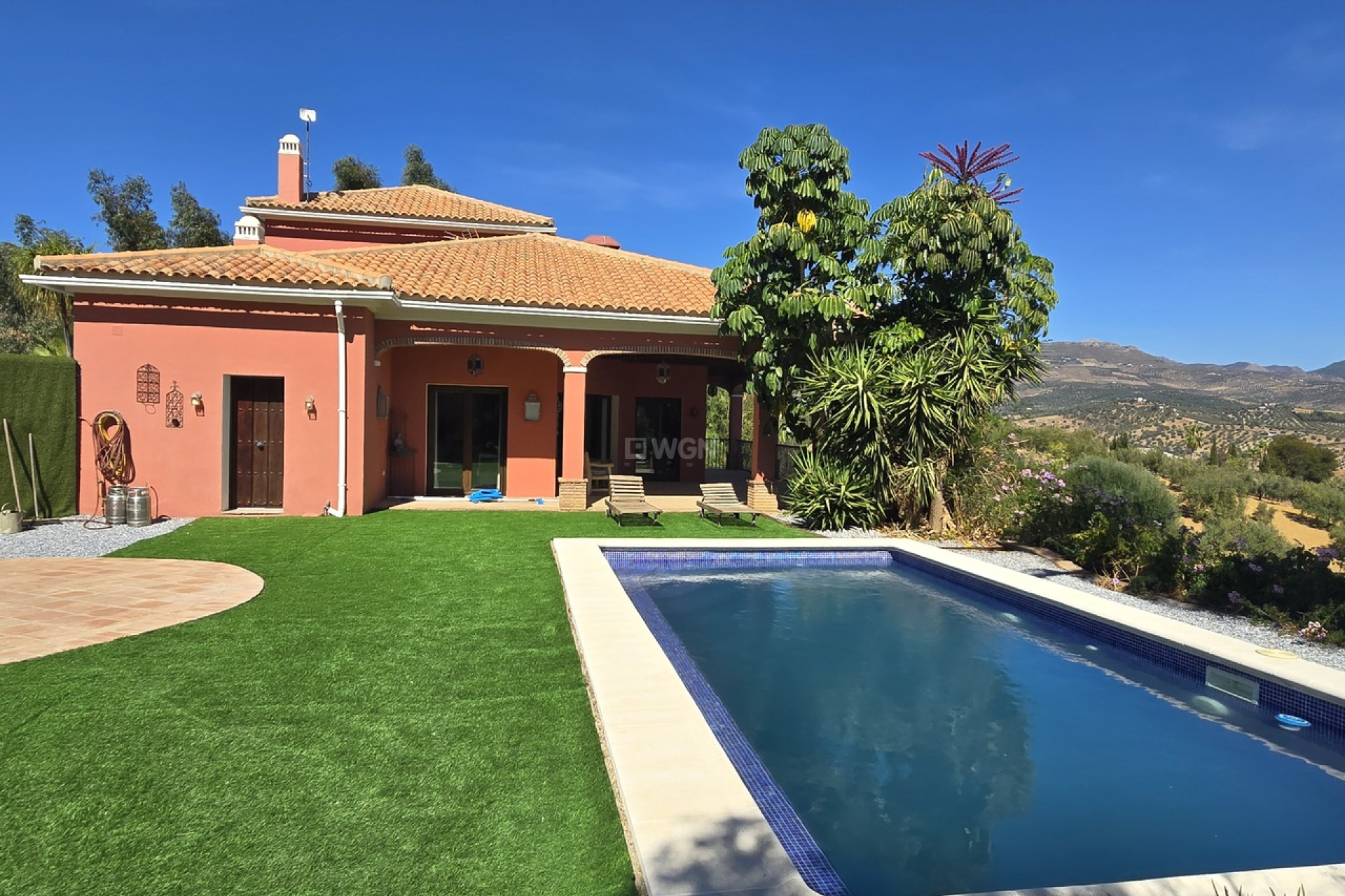 Reventa - Villa - Vinuela - Inland