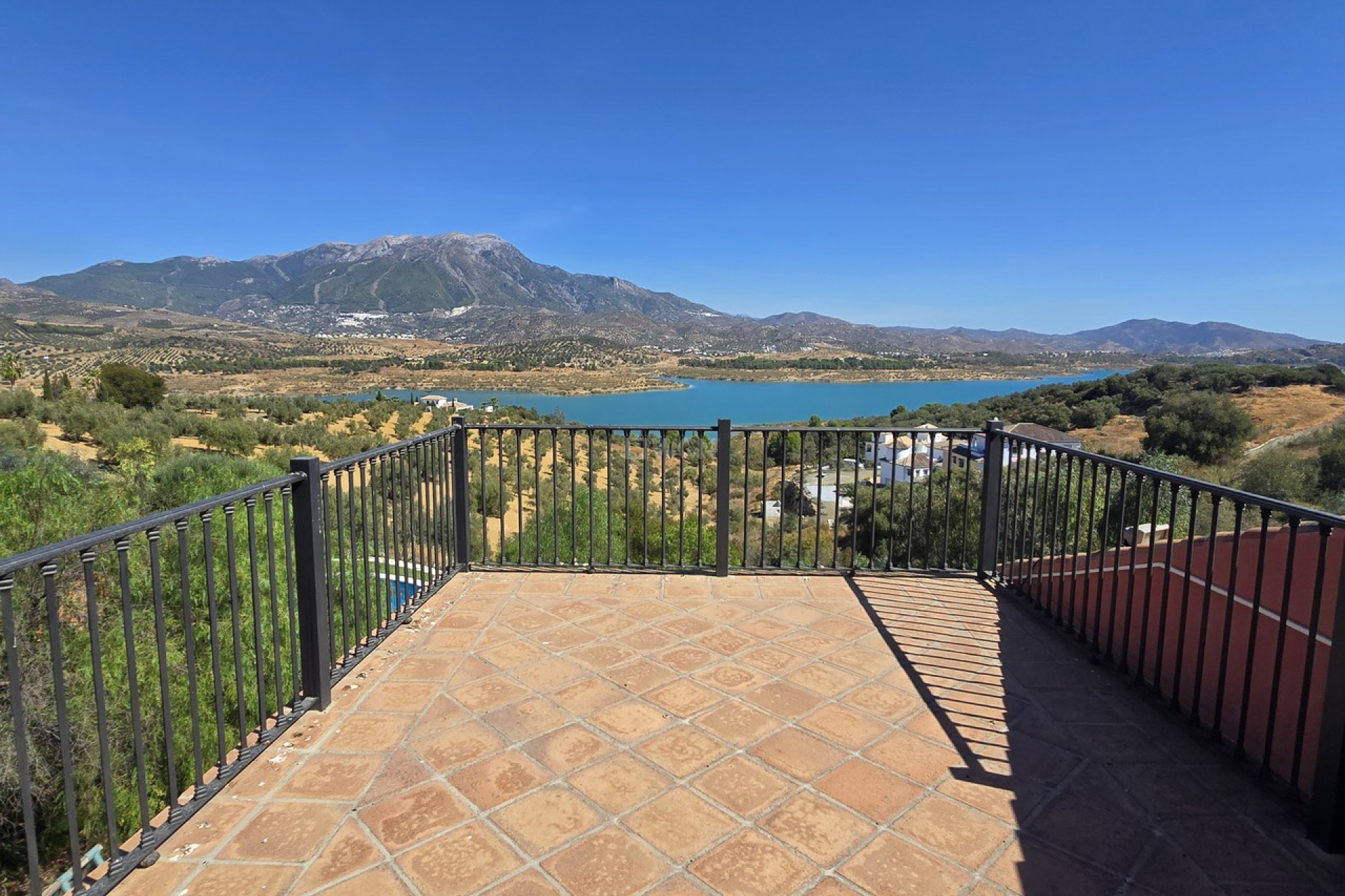 Reventa - Villa - Vinuela - Inland