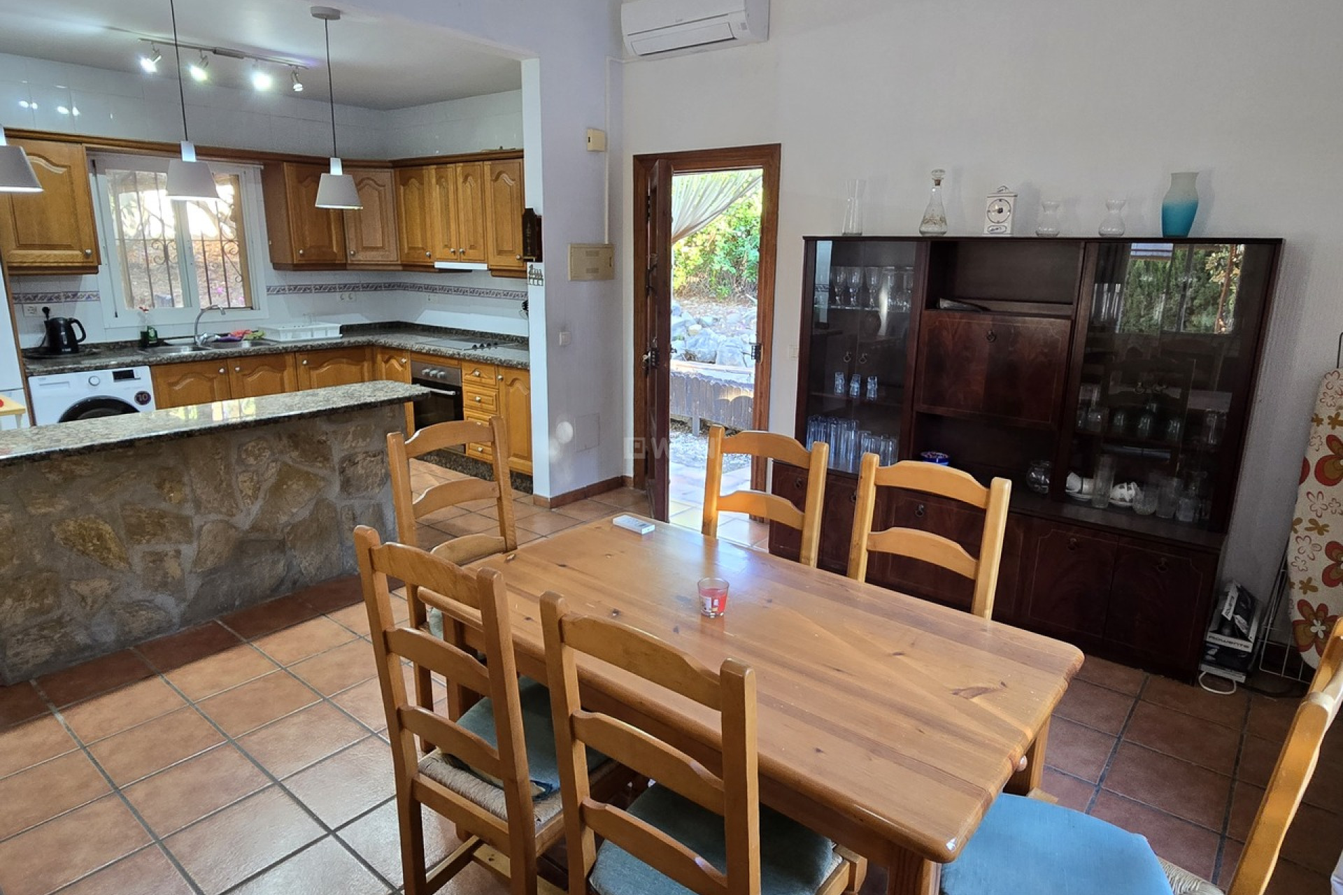 Reventa - Villa - Vinuela - Inland