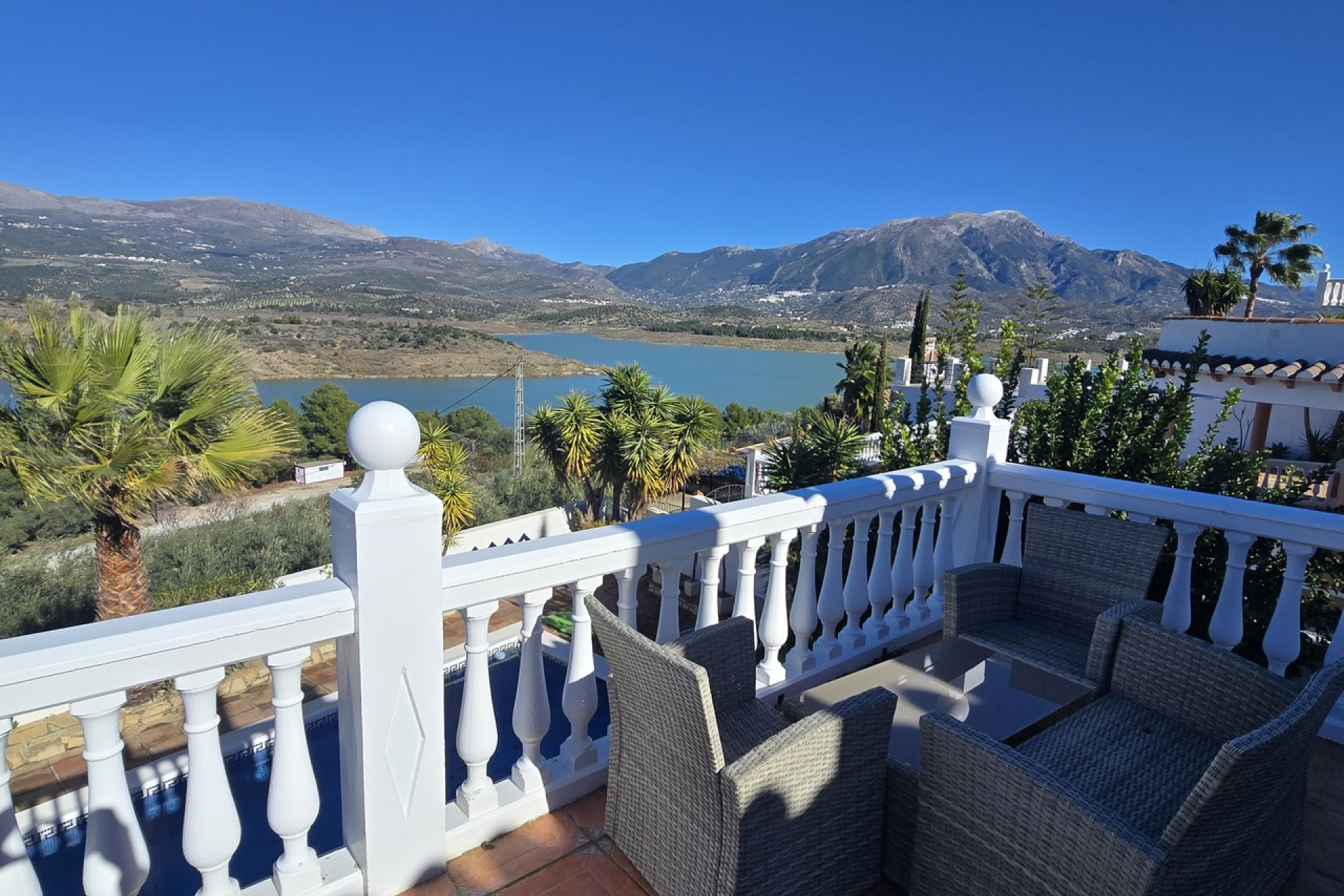 Reventa - Villa - Vinuela - Inland