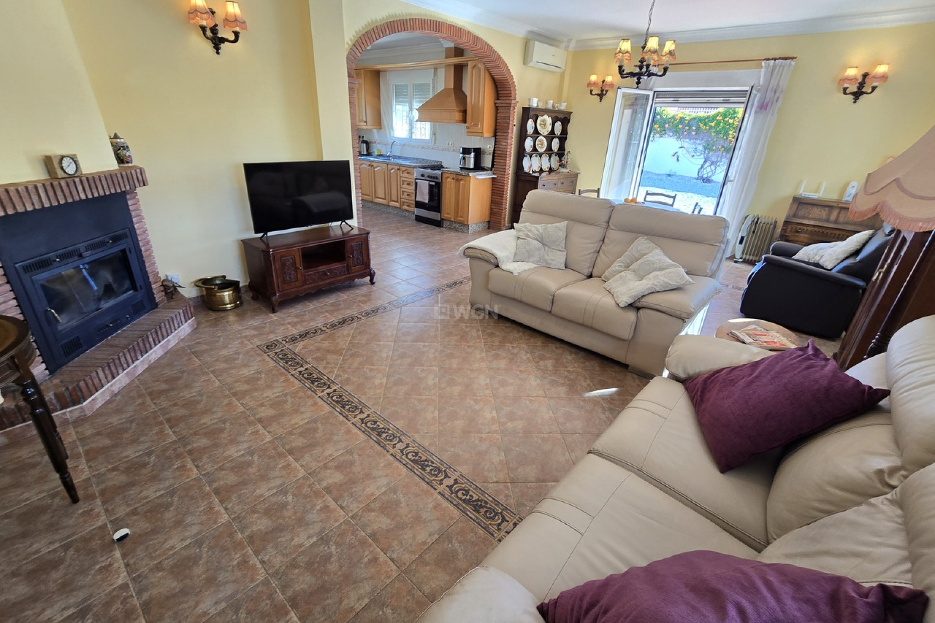 Reventa - Villa - Vinuela - Inland