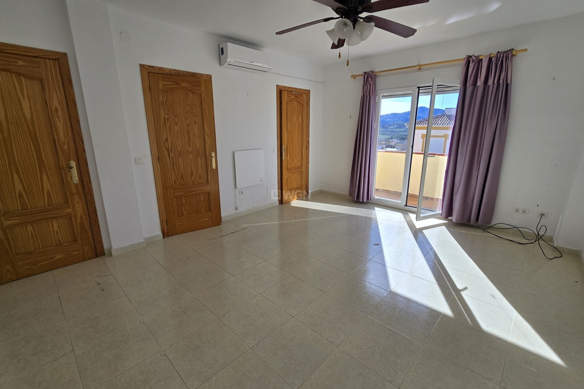 Reventa - Villa - Vinuela - Inland