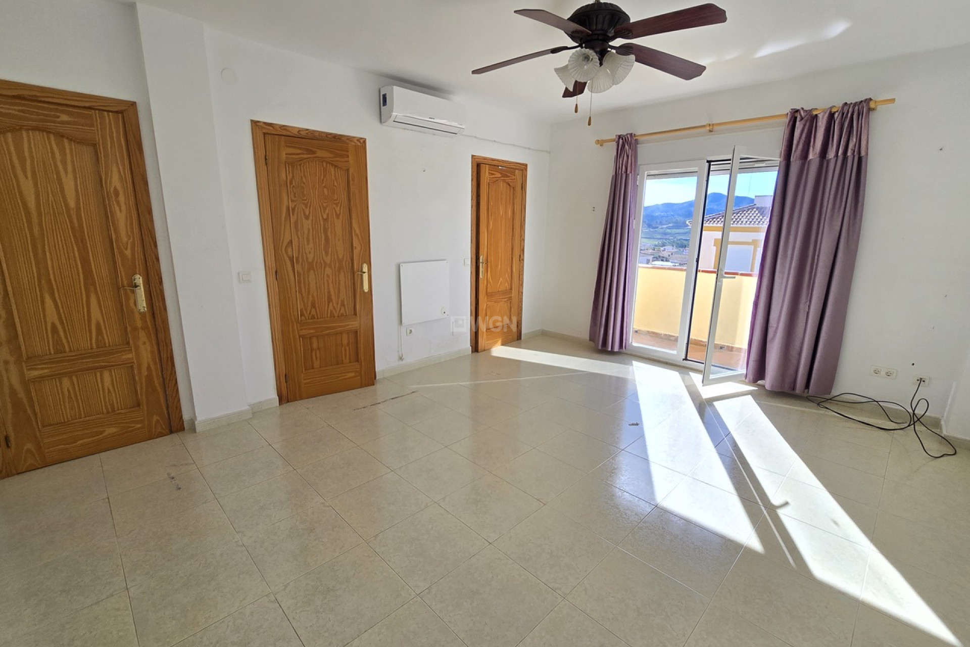 Reventa - Villa - Vinuela - Inland