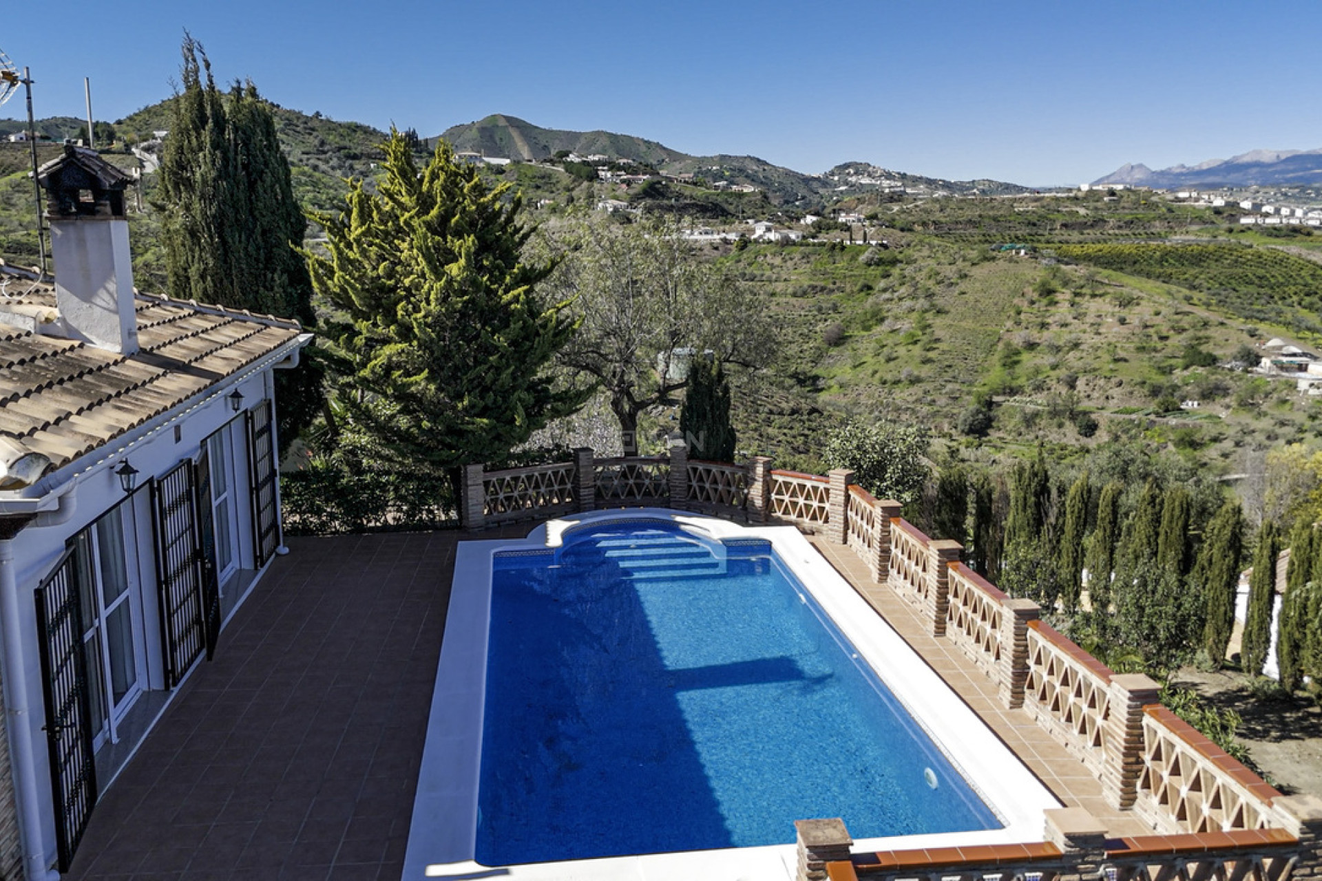 Reventa - Villa - Vinuela - Inland