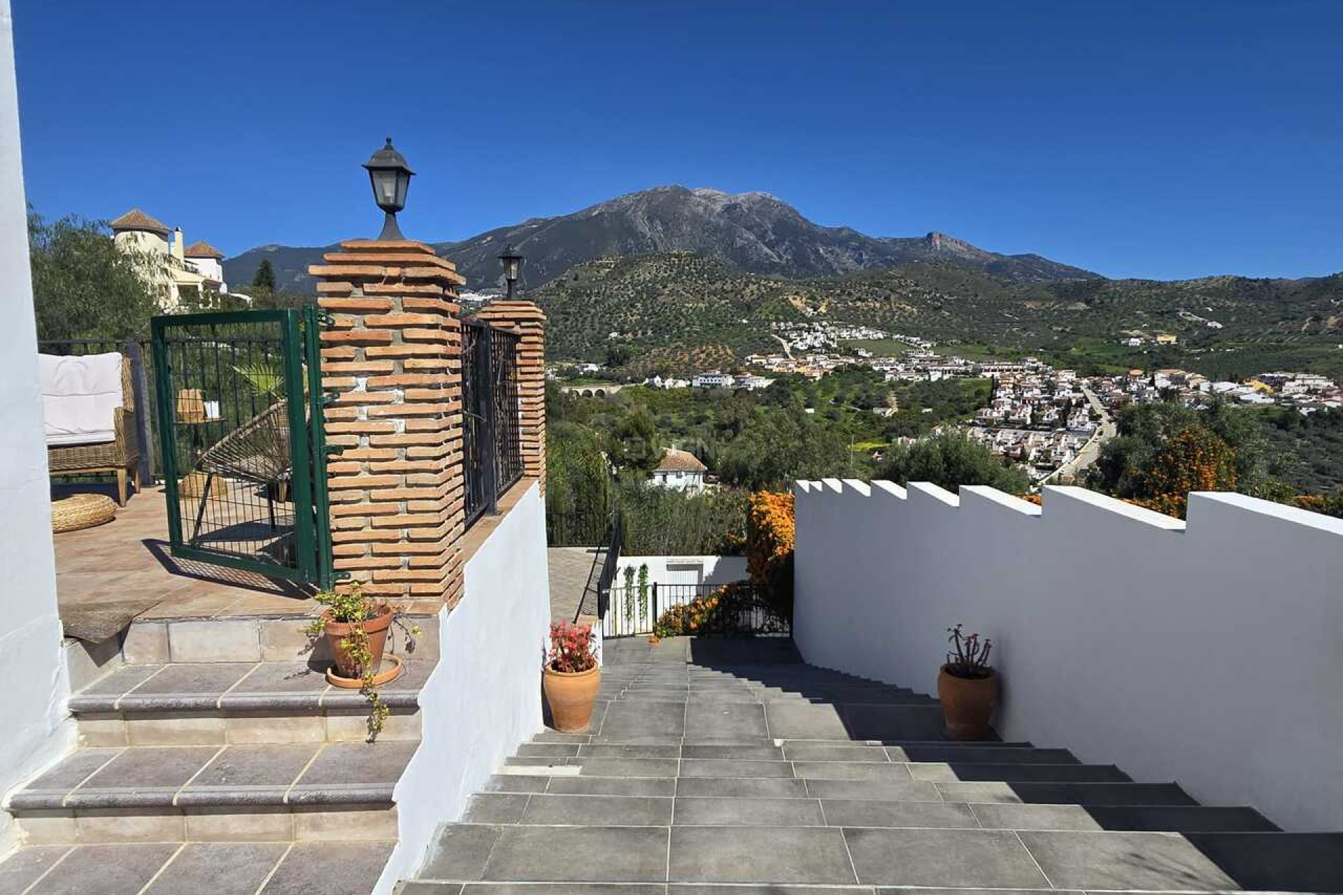 Reventa - Villa - Vinuela - Inland