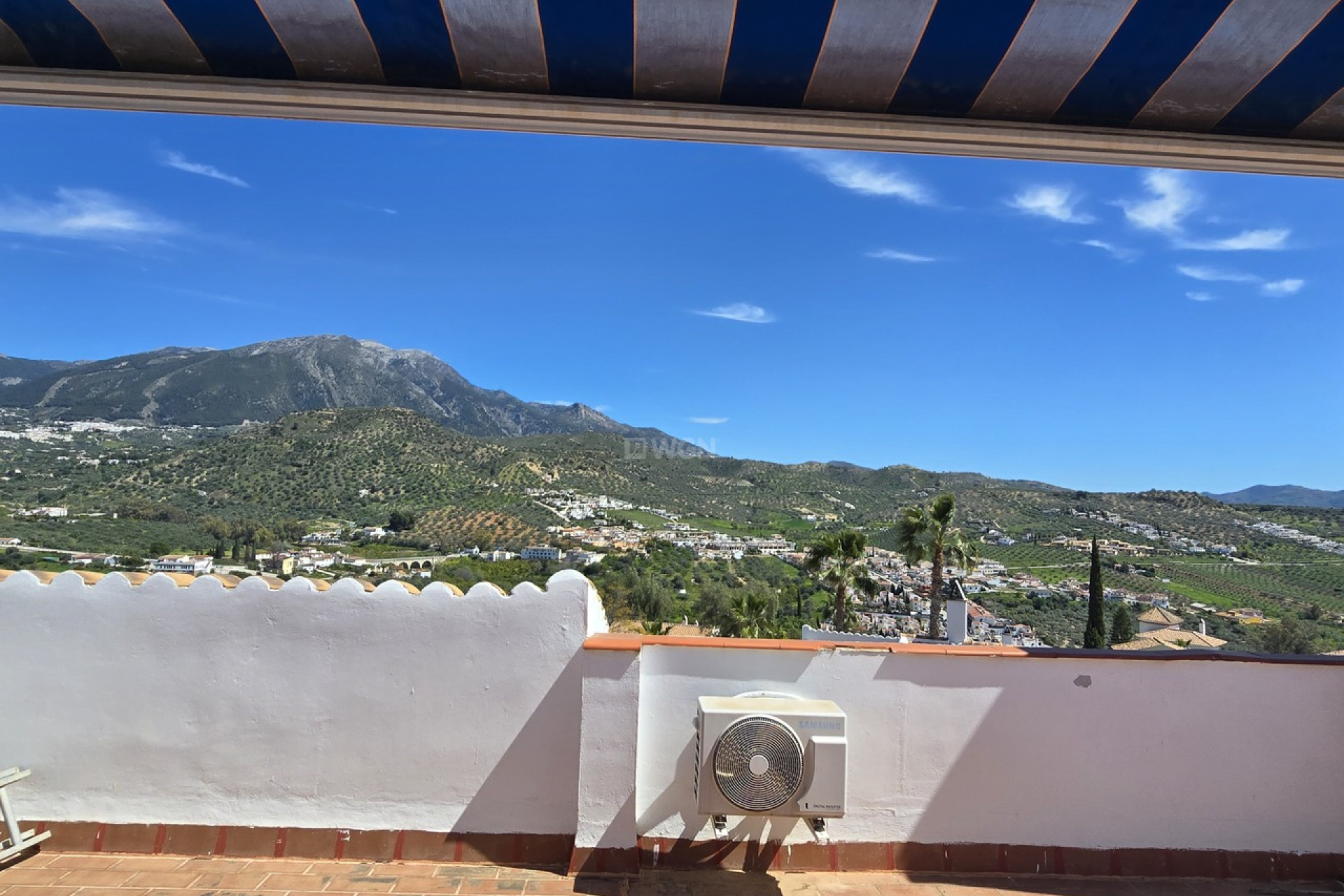 Reventa - Villa - Vinuela - Inland