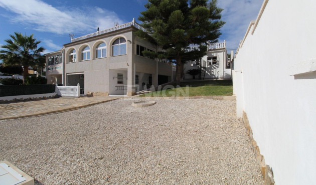 Stadthaus - Wiederverkauf - Torrevieja - Los Balcones - Los Altos del Edén