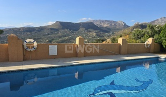 Townhouse - Resale - Alcaucín - Inland