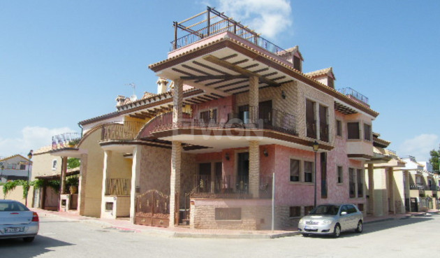 Townhouse - Resale - Daya Nueva - Costa Blanca