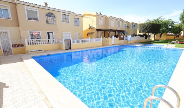 Townhouse - Resale - San Miguel de Salinas - Inland