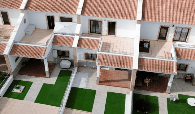 Townhouse - Resale - San Miguel de Salinas - Inland