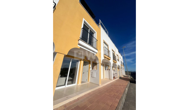 Townhouse - Resale - Santa Rosalia - 50791