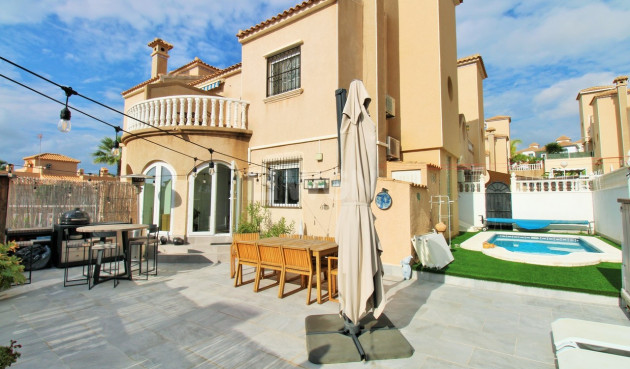 Townhouse - Resale - Villamartin - Costa Blanca