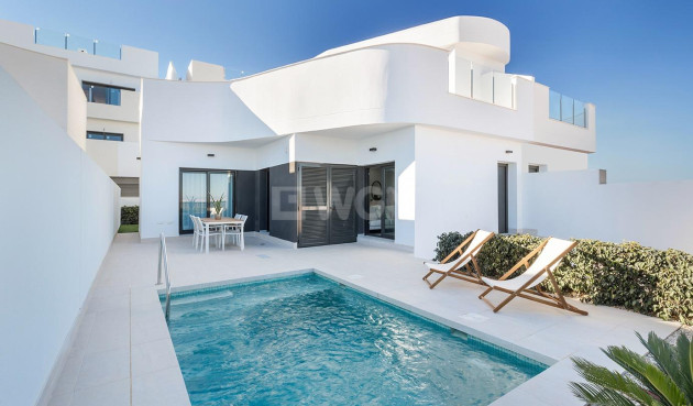 Villa - New Build - Torrevieja - Lago Jardín II