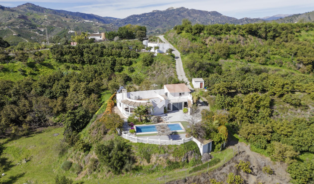 Villa - Odsprzedaż - Benamargosa - Inland