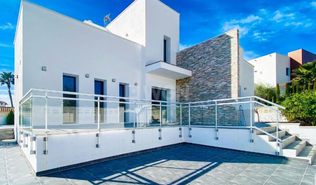 Villa - Odsprzedaż - Calpe - 95525