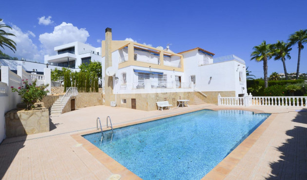 Villa - Odsprzedaż - Calpe - Costa Blanca