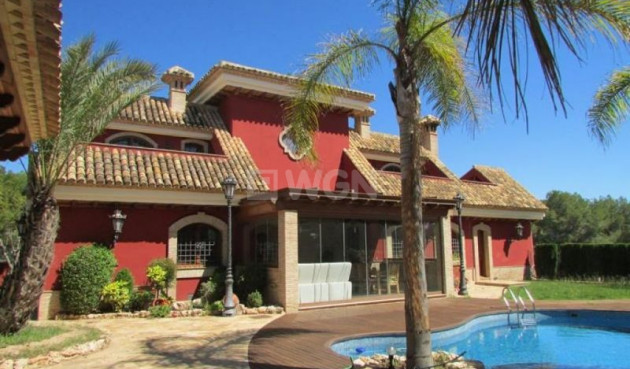 Villa - Odsprzedaż - Campoamor - Costa Blanca